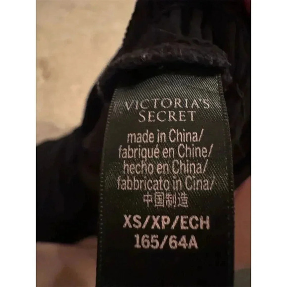 Victoria's Secret XS matte black Satin pleat front harem Pants with elastic hem - Picture 8 of 11